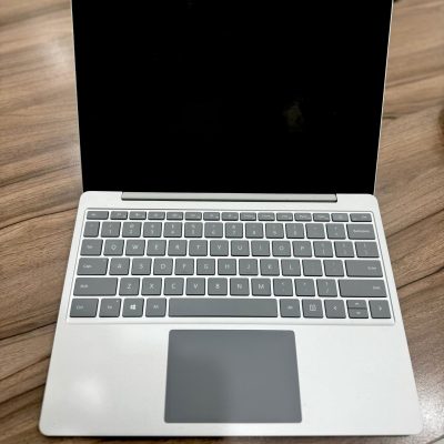 Microsoft Surface Laptop GO 1943 Intel Core i5 10th Gen 8GB RAM 256GB SSD 13.5 Inch FHD Touchscreen Display