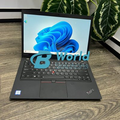 Lenovo ThinkPad T490 TOUCHSCREEN - Intel Core i5-8265U Processor, 8th Gen, 16GB RAM, 256GB SSD, 14 Inch Display, Windows 11 Pro 64