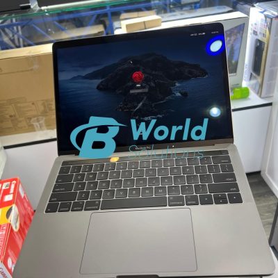 Apple MacBook Pro 13.3" MPXV2LL/A Mid 2017 with Touch Bar - Intel Core i5 3.5GHz, 16GB RAM, 256GB SSD - GREY (Renewed)