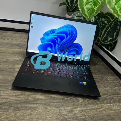 HP OMEN 17.3” Gaming Laptop - 12th Gen Intel Core i7-12700H - GeForce 16 gb RTX 3080 2K (2560 x 1440) 165Hz/HDMI (16GB DDR5 | 1TB PCle SSD)
