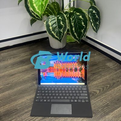 Microsoft Surface Pro 5 Intel Core i5 7th Gen 8GB RAM 128GB SSD 12.3 Inch PixelSense Touchscreen Display