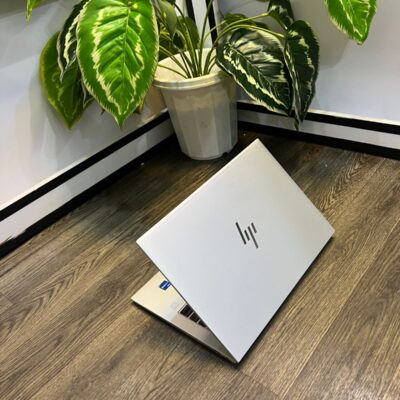 HP ELITEBOOK 840 G9 | INTEL CORE I7 | 32GB RAM DDR 5 | 512GB SSD PCLE NVME | INTEL IRIS XE GRAPHICS | WINDOWS 11 PRO | 12TH GENERATION