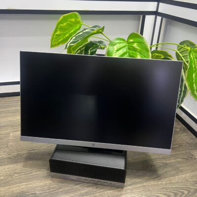 HP Elitedesk 705 G4 AMD Ryzen 5 PRO 16GB RAM 500GB Small Form Factor Desktop plus hp E243 monitor