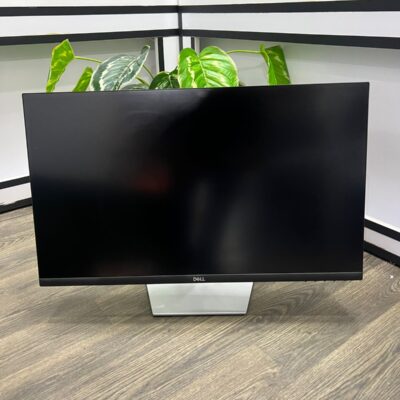 Dell S2722QC Monitor - 27 inch 4K USB-C , UHD (3840 x 2160) Display, 60Hz Refresh Rate, 8MS Grey-to-Grey Response Time, Built-in Dual 3W Speakers, 1.07 Billion Colors - Platinum Silver