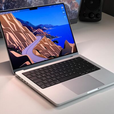 Apple 2023 MacBook Pro Laptop M3 Max chip with 14‑core CPU, 30‑core GPU: Built for Apple Intelligence, 16.2-inch Liquid Retina XDR Display, 128GB Unified Memory, 8TB SSD Storage
