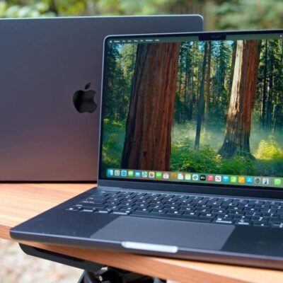 Apple MacBook Pro 14.2" with M4 Max Chip, Late 2024 - Space Black, 16-Core / 40-Core, Standard Display, 64GB, 96W Adapter, 1TB SSD