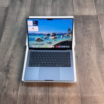 Apple 2025 MacBook Pro Laptop with M5 chip with 10‑core CPU and 10‑core GPU: Built for Apple Intelligence, 14.2-inch Liquid Retina XDR Display, 24GB Unified Memory, 1TB SSD Storage; Space Black