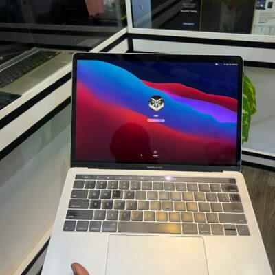 Apple Mid 2017 MacBook Pro with 2.8GHz Intel Core i7, 13.3-inch, 16GB RAM, 1000GB Space Gray (Renewed)
