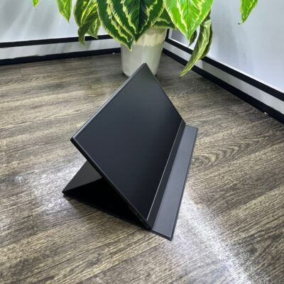 Portable Display Monitor 15-inches Full HD(1080p) with Speaker / Audio TouchScreen.