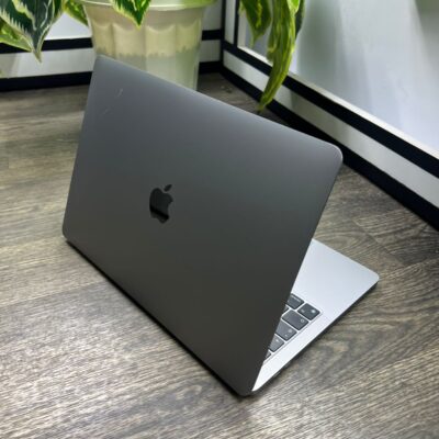 Apple MacBook Pro 2020 with Apple M1 Chip (13-inch, 16GB RAM, 1000GB SSD Storage) Space Gray (Renewed)