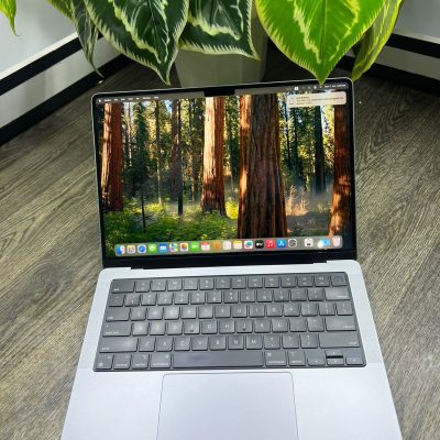 Apple 2021 MacBook Pro with Apple M1 Max Chip, 14-inch, 32GB RAM, 512GB SSD Storage, Space Gray (Renewed)