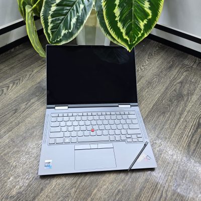 Lenovo ThinkPad X1 Yoga Gen 7 14" Convertible 2 in 1, 12th Gen i7-1265U, 16GB RAM, 512GB NVMe, 1920 x 1200, Windows 11 Pro - Storm Gray (Renewed)
